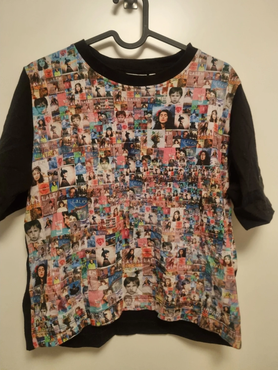 Färgglad t-shirt från Dedicated XS
