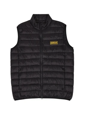 Svart dunväst från Barbour - Svart dunväst från Barbour International med quiltad design och hög krage. Västen har en gul logotyp på bröstet och dragkedja framtill. Perfekt för lager-på-lager och håller dig varm under kyliga dagar.