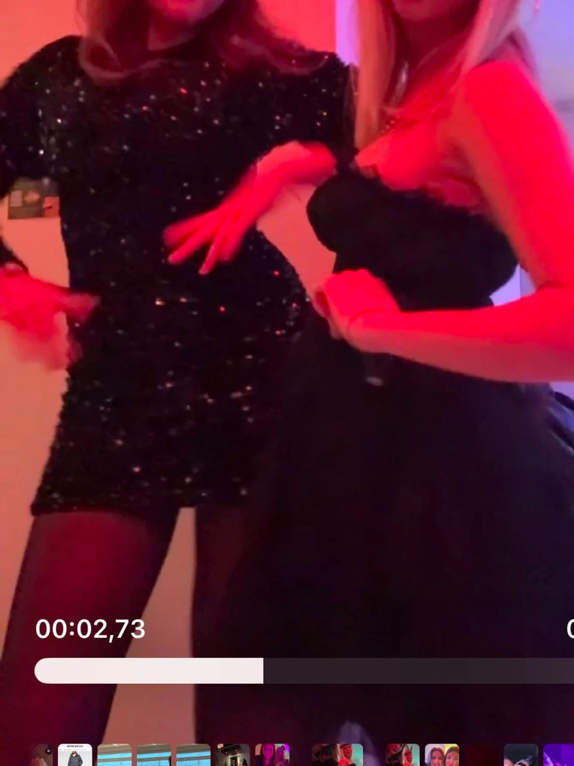 Svart glittrig kortklänning