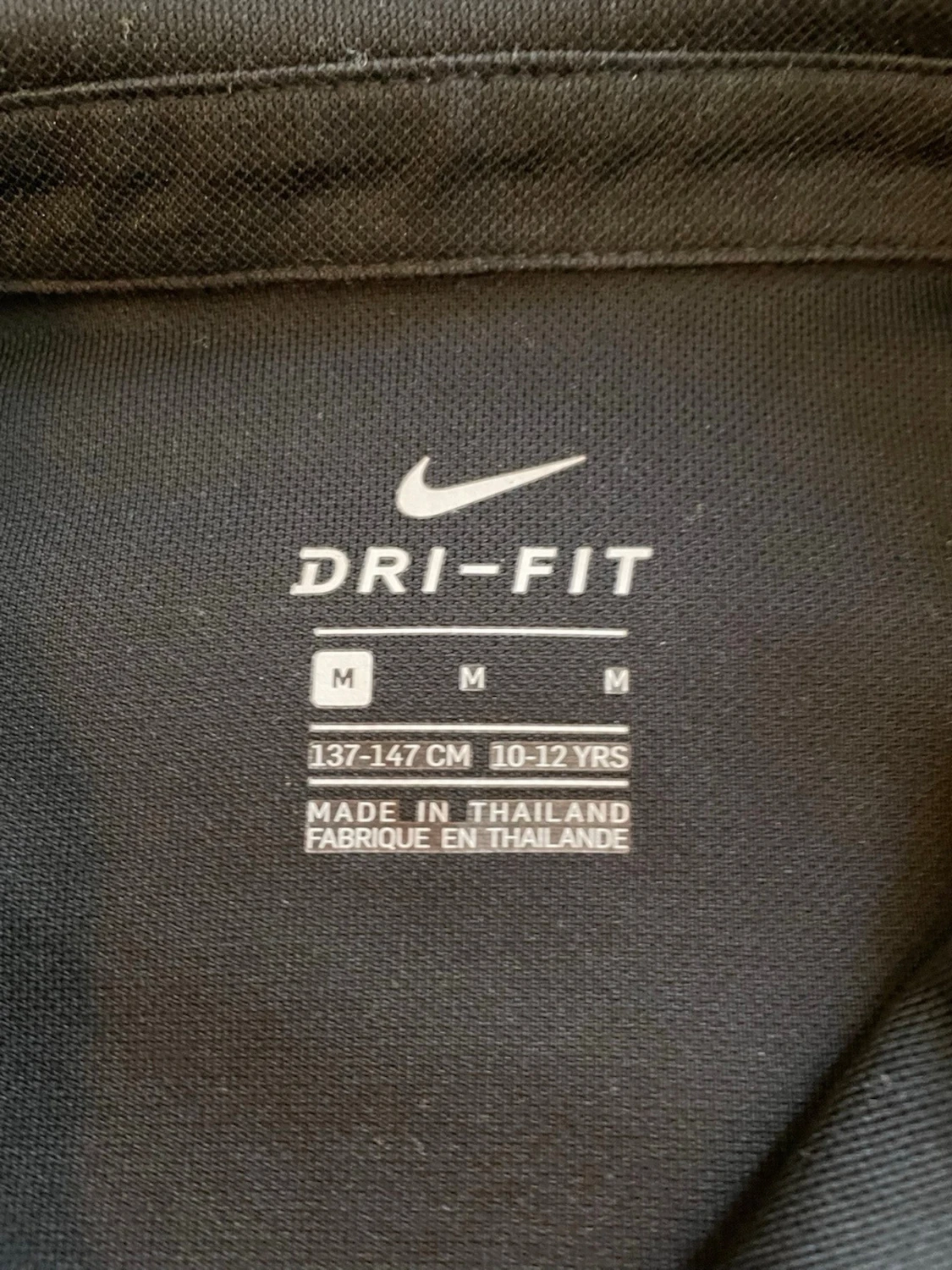 Svart Nike Dri-Fit pikétröja - 1