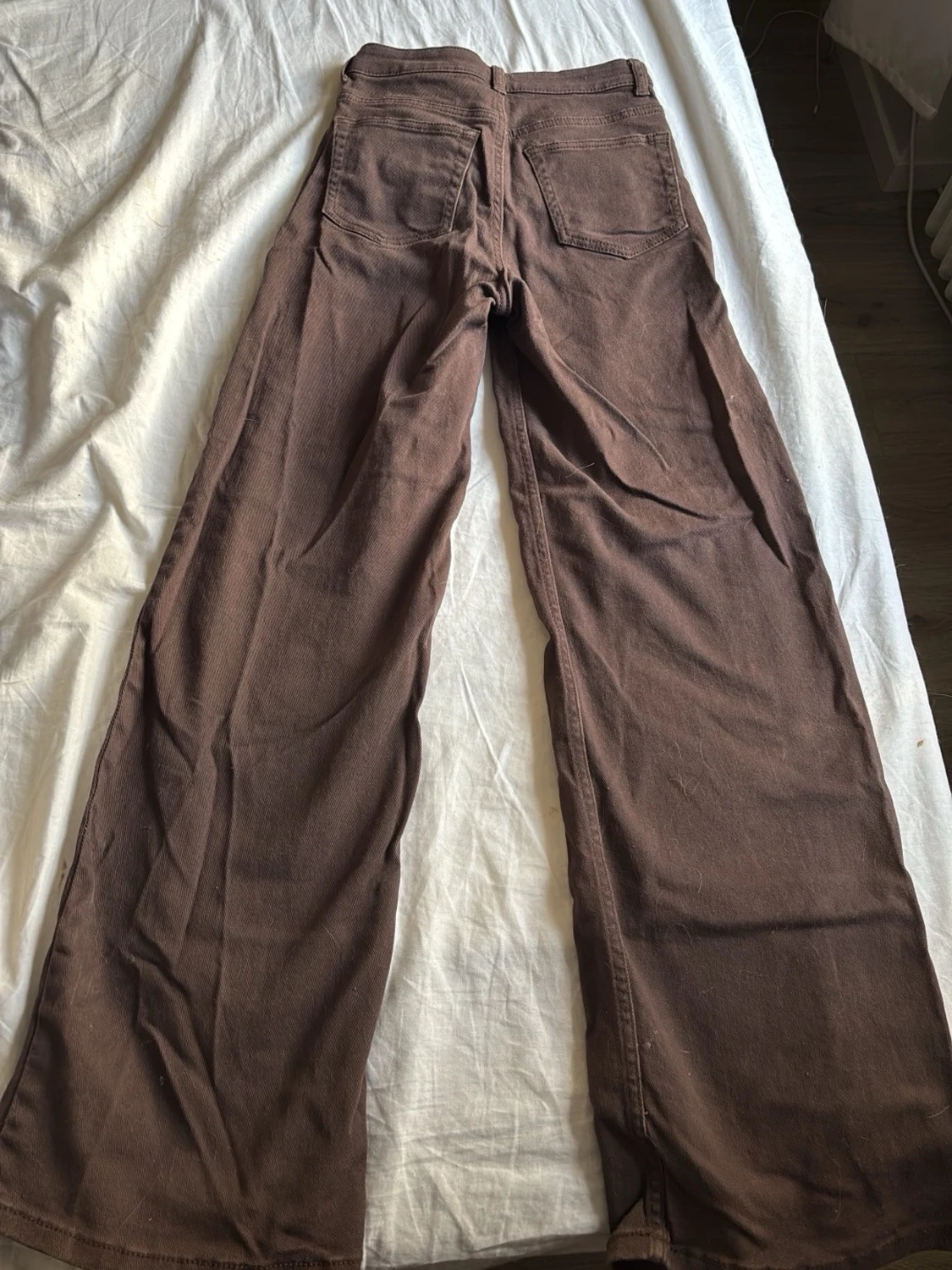 Bruna raka jeans med hög midja - 3