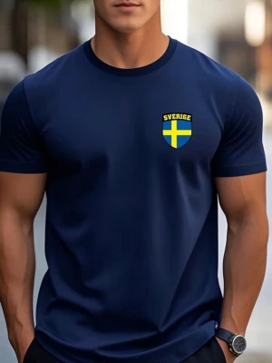 Marinblå Sverige t-shirt - Säljer en Marinblå t-shirt med svergie helt ny .
