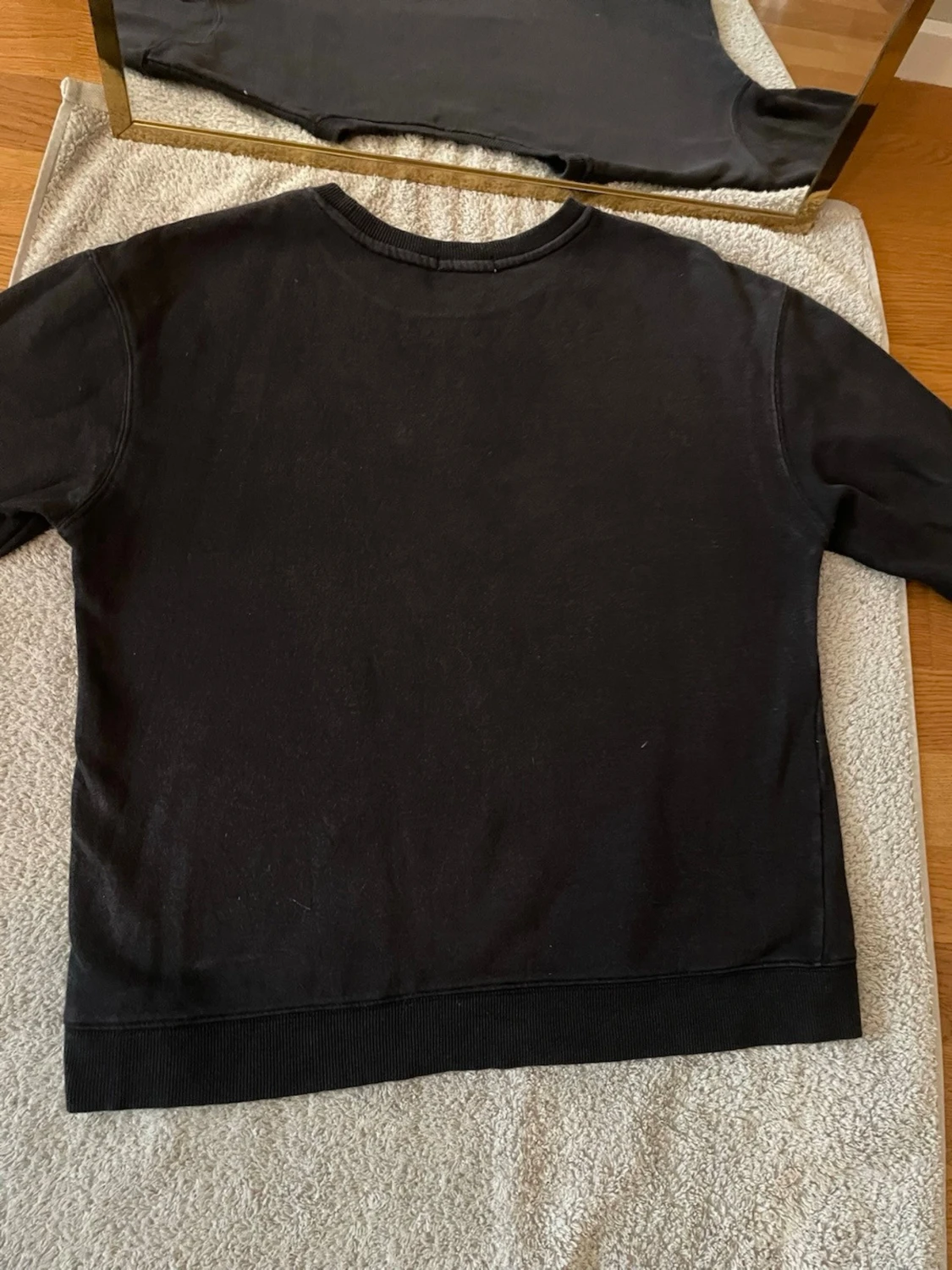 Sweatshirt  - 1