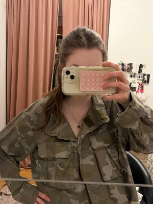 Camouflage jacka - XS 💕