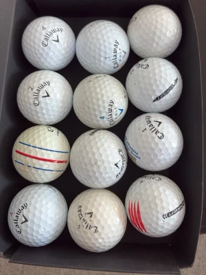 Mixade Callaway golfbollar  - Säljer mixade Callaway golfbollar B/C ⛳️