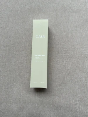 Caia balancing toner - Caia balancing toner. Oöppnad och förpackningen är plomberad☺️
