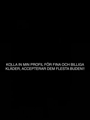 KOLLA IN MIN PROFIL FÖR FINA KLÄDER - Accepterar dem flesta buden, köp bundles så blir det rabatt
