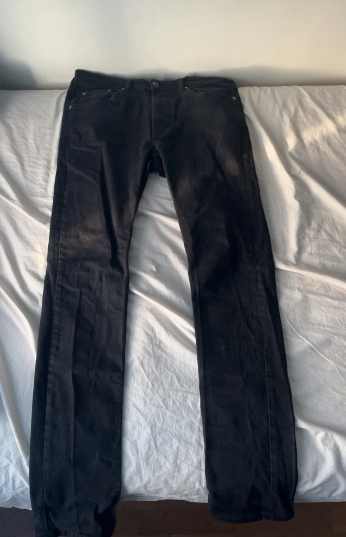 Svarta  jeans - 2