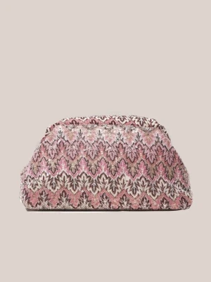 Mönstrad clutch - Clutch väska i detaljerat mönster, väskan har en brokadliknande struktur💗