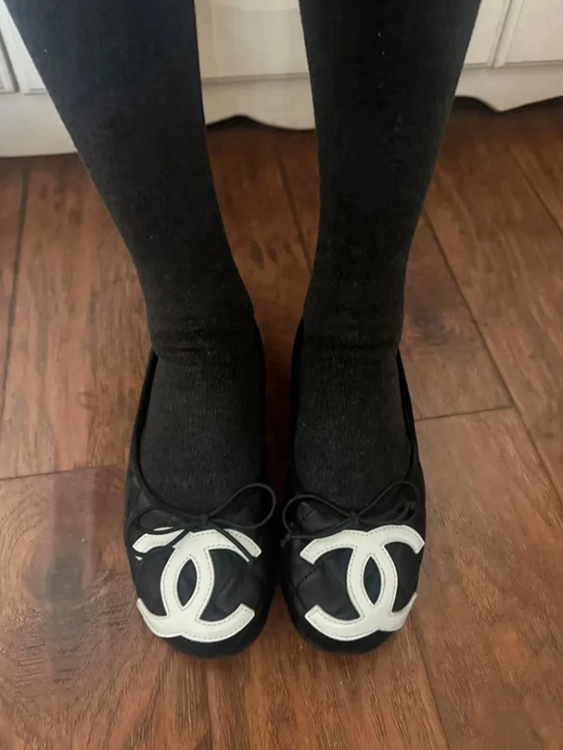 Svarta ballerinaskor från Chanel - 1