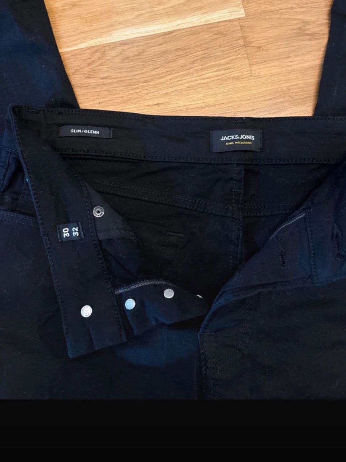 Svarta raka jeans från Jack and Jones  - 2
