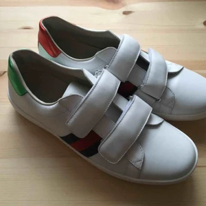  - Helt nya och oanvända skor från Gucci, perfekt till våren!  Dessa är i storlek 37.   Finns i Stockholm :)  Kan också skicka med rekommenderad post. 