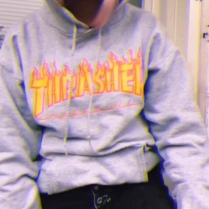  - Hoodie ifrån Thrasher! Super snygg & skön!!  Kan Mötas upp i sthlm eller fraktas!! 😍 Kan sänka priset vid snabbaffär  