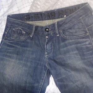 - Snygga märkes jeans.sfl 30/34 passar även mindre stl