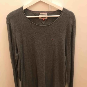  - 10/10 skick, använd 1 gång Säljes pga för liten Tunt och skönt material