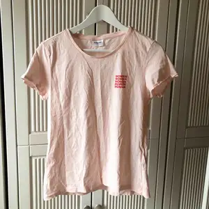 Rosa T-shirt! 
