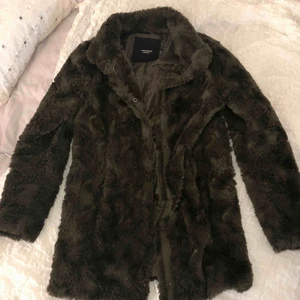 Kappa  - Jättefin jacka ”pälsjacka” från Vero Moda använt ett fåtal gånger 
