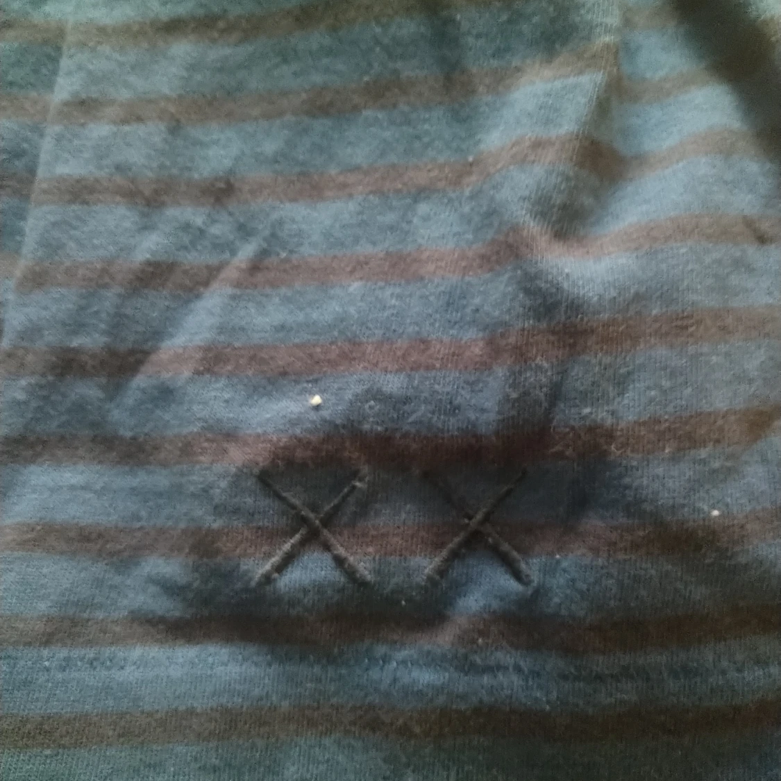 Kaws x uniqlo t-shirt  - 91