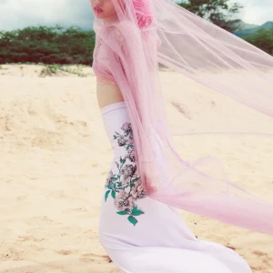 Mermaid skirt - Underbar Wildfox Couture sjöjungfru kjol i pärla, storlek XS, bärs några gånger.  I utmärkt skick. Bomull och spandex. 