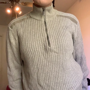 Calvin Klein tröja - Skön tröja i 100% Bomull