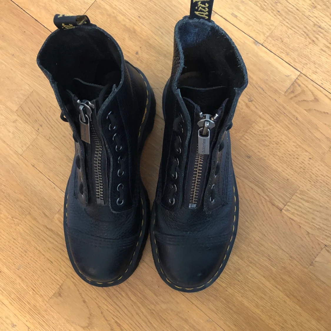 Dr Martens Sinclair platåkängor stl 41 - 91