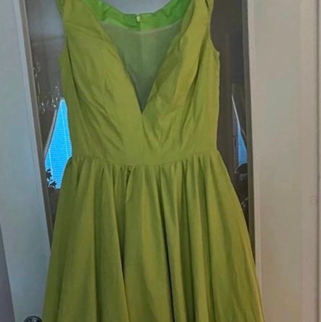 Limegrön balklänning