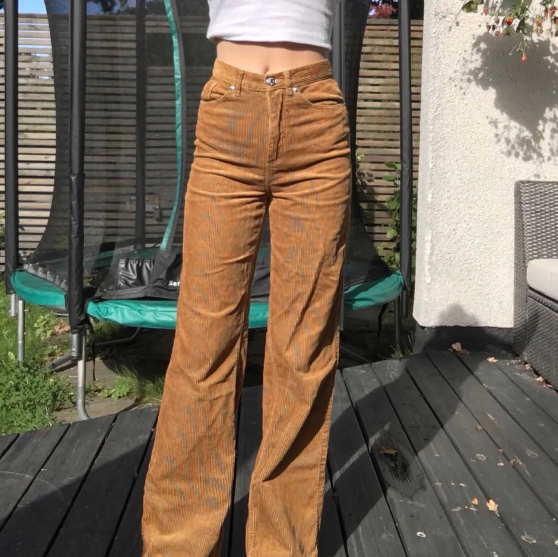 Monki manchesterbyxor 