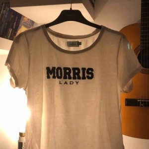  - jättefin morris tröja, nästintill aldrig använd. Säljer för att jag ändrat stil! Nypris var 500 kr 