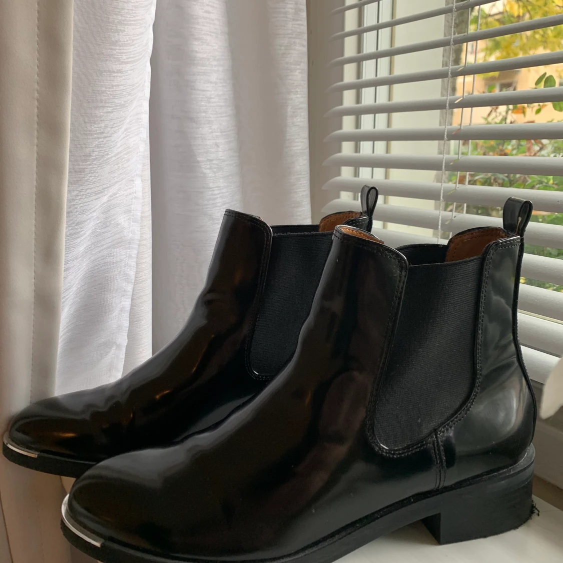 Svarta lackboots - 90