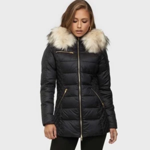 Rock and blue vinterjacka  - Säljer för 1500, nyskick använd en halv säsong 