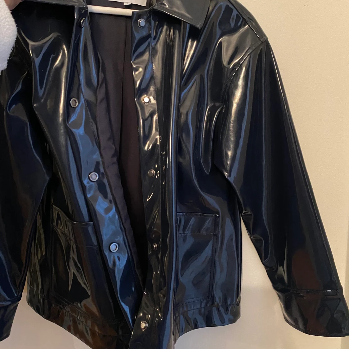 WEEKDAY PATENT JACKA - 91