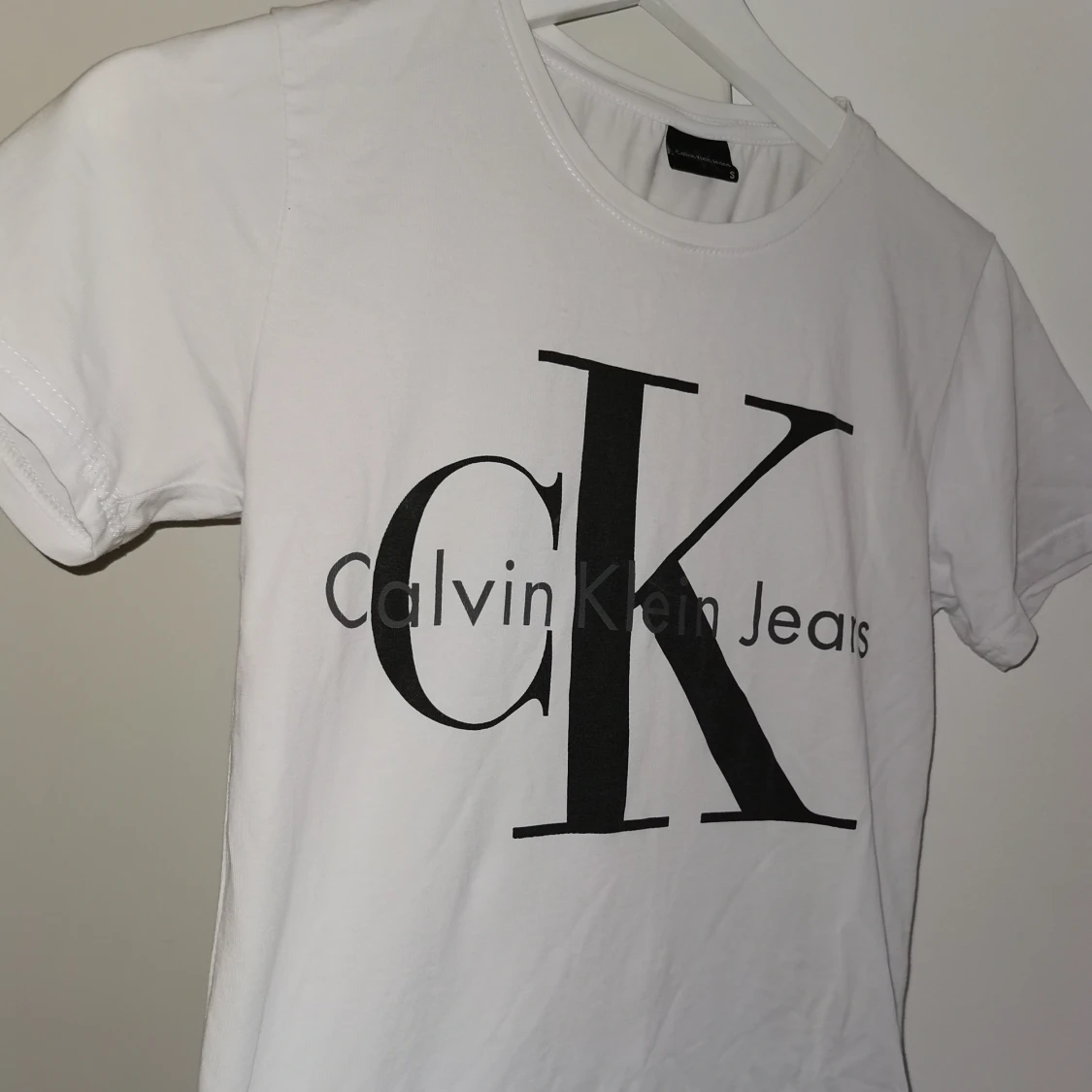 Calvin Klein tröja (inte äkta) 🤍
