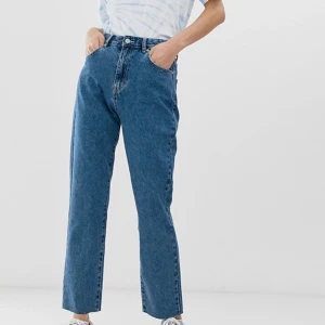 Zara jeans - Aldrig använda!! Super bra skick🥰🥰🥰