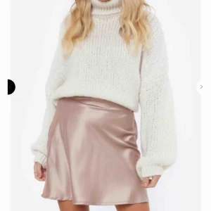  - Säljer denna kjol från chiquelle som jag aldrig använt.