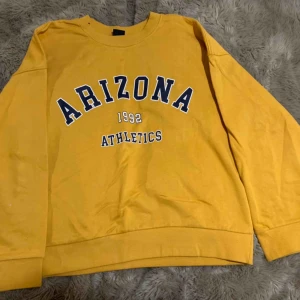  - Super cosy and new sweater 