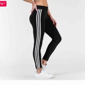  - Adidas träningsbyxor! Använda 1 gång