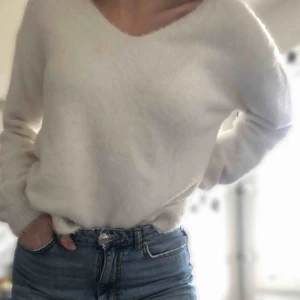  - Jättemjuk tröja från H&M. Stor i storleken.