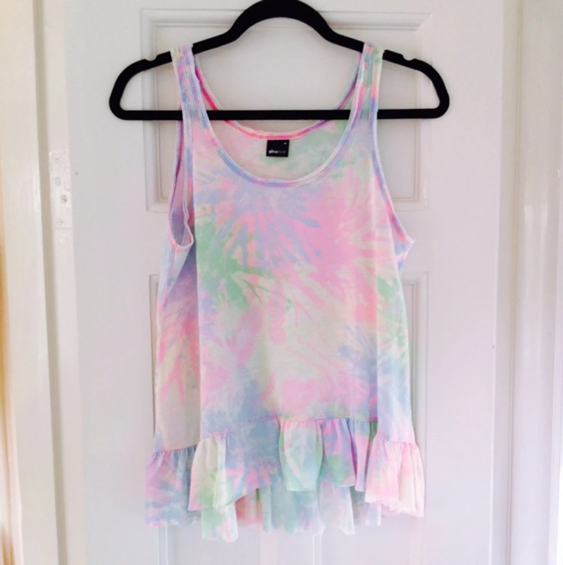 Linne med volanger - Gina Tricot