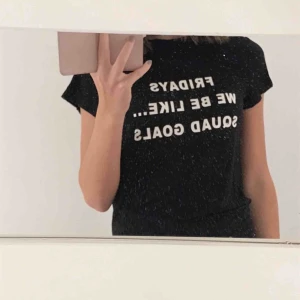  - T-shirt, storlek XS gratis frakt