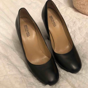  - Michael Kors Pumps Storlek: 7 (37-38) 