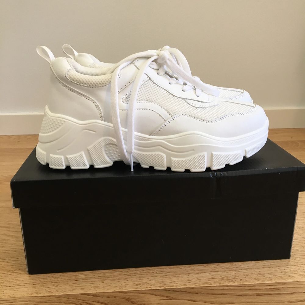 Chunky sneakers duffy sale