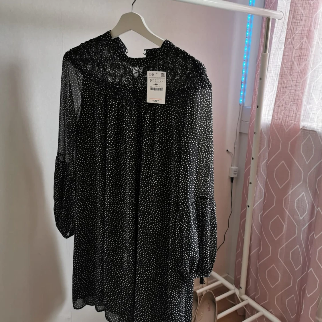 ZARA KLÄNNING I NYSKICK!! STORLEK S/36