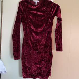 Vita spetsklänningar storlek 36 och 38  Plick Second Hand