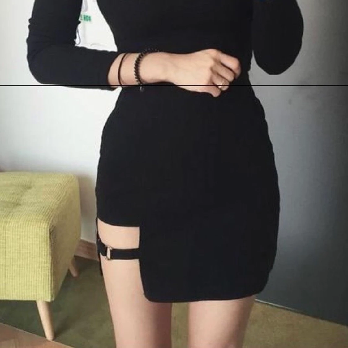 Kjol med bälte över låret  - 90