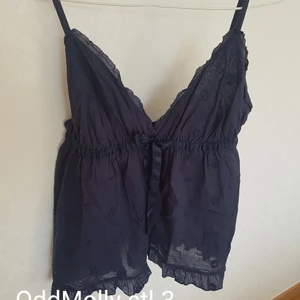 OddMolly linne  - OddMolly linne i absolut nyskick. 