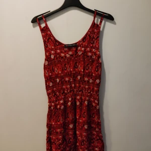 Klänning  - Bohemisk stil, skönt tyg 