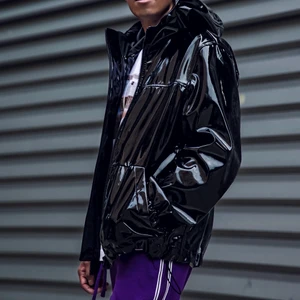 Vinyl jacka - Säljer denna vintage jacka, storlek M!