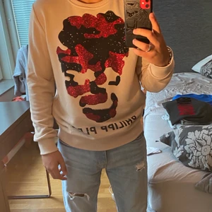 Philip plein tröja - Aldrig använd. Bra passform och unika färger.  (Kopia)