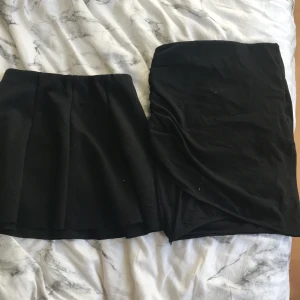 2 kjolar  - 1= 50 kr 2= 80 kr. Frakt ingår inte i priset:) Kontakta privat för mer bilder