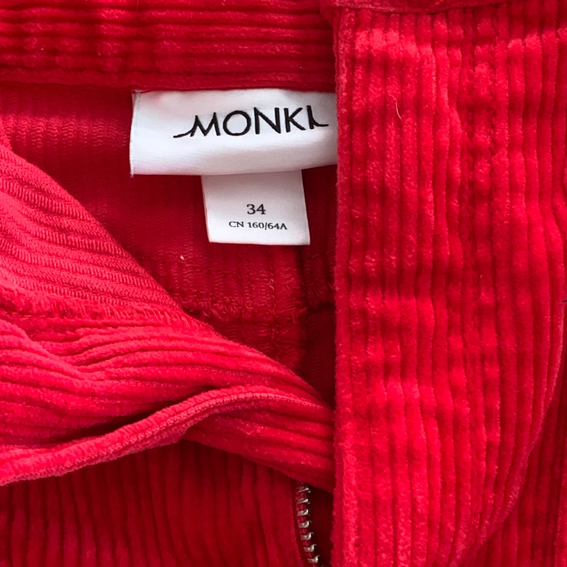 Röd manchesterkjol  - 90